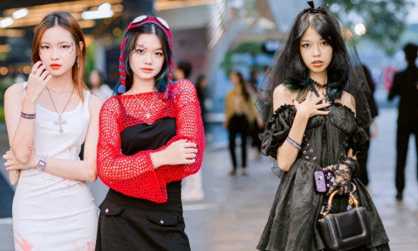 Một sự kiện quy tụ toàn trai xinh gái đẹp, 'xịn xò' đến mức tưởng đâu là ở trường bên Mỹ