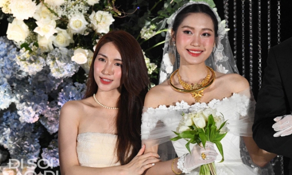 Hoà Minzy xinh đẹp như công chúa, làm điều này cho cô dâu của Văn Hậu khiến ai cũng tấm tắc: 'Cô này ấm áp'