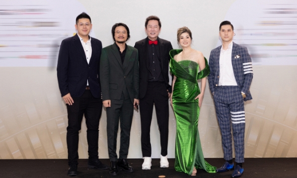 Đạo diễn Hoàng Nhật Nam nói về MGI 2023: “Ông Nawat lúc đầu rất stress nhưng về sau rất khen và hài lòng'