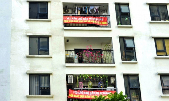 Băng rôn phản đối treo 'đỏ rực' tại nhiều chung cư liên quan quỹ bảo trì: Chủ đầu tư có được giữ quỹ này?
