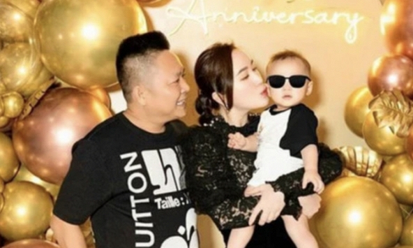 Bảo Thy lộ diện bên chồng doanh nhân, tiết lộ lý do kết hôn 4 năm nhưng chỉ đăng hình chung vài lần