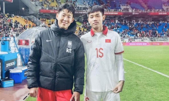 Chân dung hotboy 2k4 ấn định chiến thắng cho ĐT Việt Nam: Xuất sắc nhất giải hạng Nhất, trò cưng của HLV Troussier