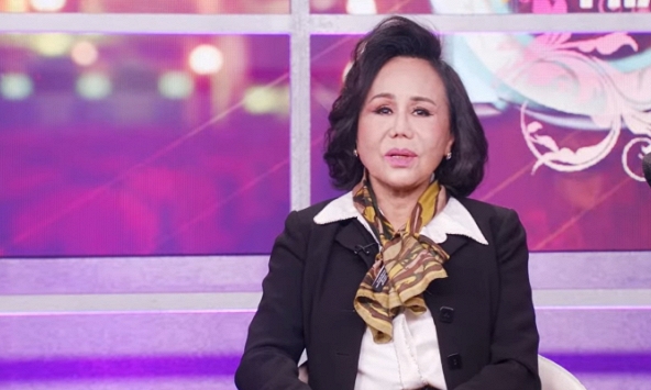 Bị nói “già rồi nghỉ hát đi”, danh ca Thanh Tuyền lên tiếng