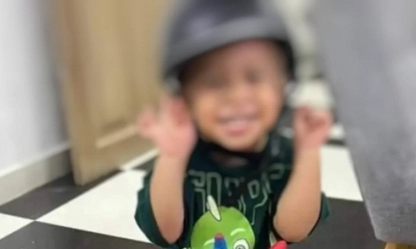 Bé 2 tuổi bị 'cướp' khỏi tay mẹ trong vụ bắt cóc rúng động, cảnh sát ráo riết truy tìm rồi phát hiện sự thật 'ngã ngửa'