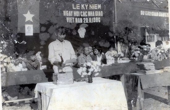 Chùm ảnh ngày 20/11 của 'năm xửa năm xưa': Đơn giản nhưng vẫn ấm cúng!