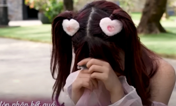 Mạnh dạn công khai tình cảm của mình, nữ TikToker nhận kết đắng ngắt, khóc 'lụt' trên sóng