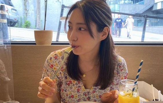 Muốn sớm có em bé, chị em nhớ ăn 4 thực phẩm này càng ít càng tốt