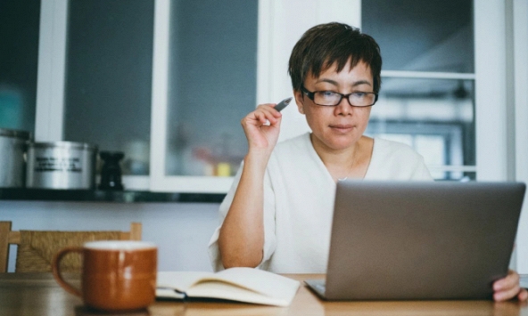 Chuyên gia tài chính khuyên bạn đừng mua loại bảo hiểm nhân thọ này nếu không muốn túi tiền rò rỉ