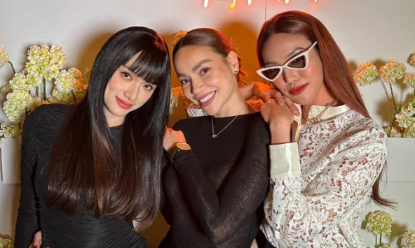 Hội chị em tung ảnh sinh nhật Hồ Ngọc Hà: Lan Khuê - Hương Giang chiếm luôn 'spotlight' của nhân vật chính