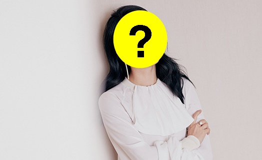 Sao nữ 'cả đời bị chê xấu' ngày càng trẻ đẹp ở tuổi 44, vẫn đắt show dù bị tẩy chay vì 4 lần ngoại tình