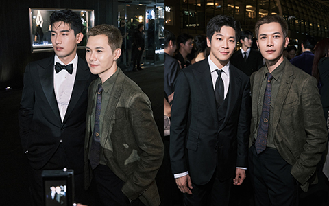 Anh Tú đọ visual 'một 9 một 10' bên nam thần phim Tuổi Nổi Loạn và dàn mỹ nam châu Á