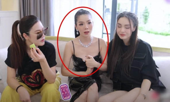 'Flex' sự giàu có đỉnh như Lệ Quyên: Mỗi lần xuất hiện là bộ trang sức mới, nhìn thôi đã biết rất nhiều tiền 