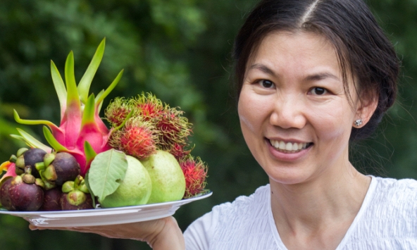 Quả thanh long có dùng để thắp hương được không? Đây là câu trả lời khiến nhiều người bất ngờ