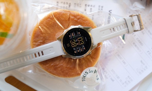 Trải nghiệm “tính tiền” bằng Garmin Pay ở Việt Nam: Thanh toán nhanh gọn, bảo mật bằng mã hoá