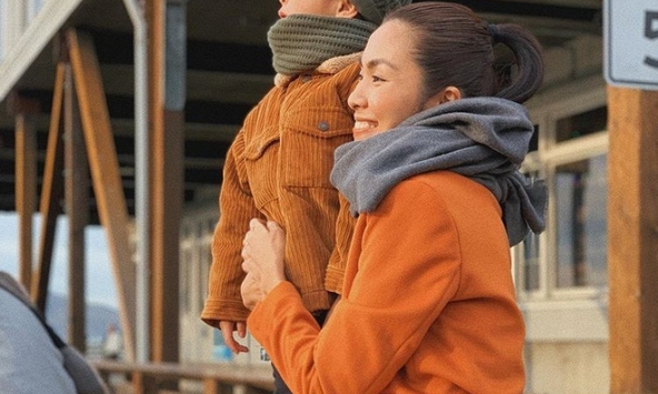 Vợ chồng Tăng Thanh Hà cho con chơi 'bộ môn trí tuệ' này từ sớm, bảo sao lại thông minh, học phí không đắt mà rèn trí não cực tốt!