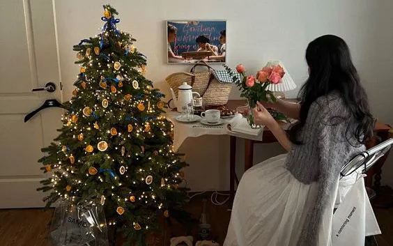 Nếu cảm thấy mình nghèo, cuối năm nhất quyết đừng mua 3 thứ này