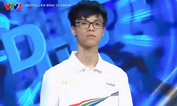 Dẫn đầu tất cả các vòng thi, nam sinh giành vòng nguyệt quế Olympia trong sự ngỡ ngàng của khán giả