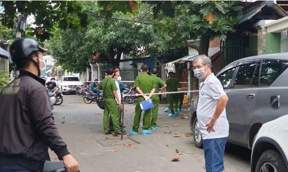 Người phụ nữ khai lý do chở túi thi thể người nước ngoài bằng xe máy ở TPHCM