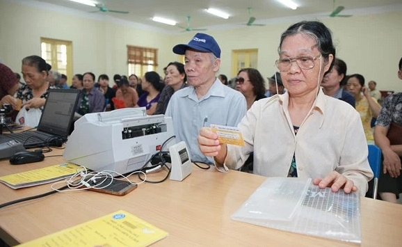 Gộp chi trả lương hưu, trợ cấp bảo hiểm xã hội tháng 1,2/2024 vào trước Tết