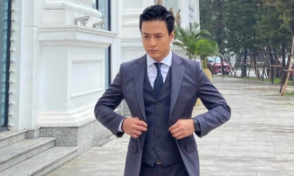 Hồng Đăng bức xúc đáp trả khi bị nói: 'Chết đói rồi nên phải đi bán xe'