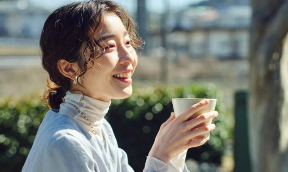 “Tiết kiệm không đơn thuần chỉ là cắt giảm chi tiêu”: 5 lời khuyên về lối sống tiết kiệm mà người chị U40 gửi tới giới trẻ