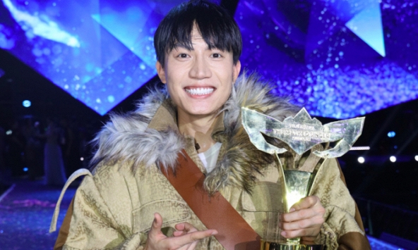 Anh Tú - Quán quân Ca sĩ mặt nạ mùa 2: Từ cậu bé hát đám cưới trở thành Voi Bản Đôn sở hữu 350 triệu view!