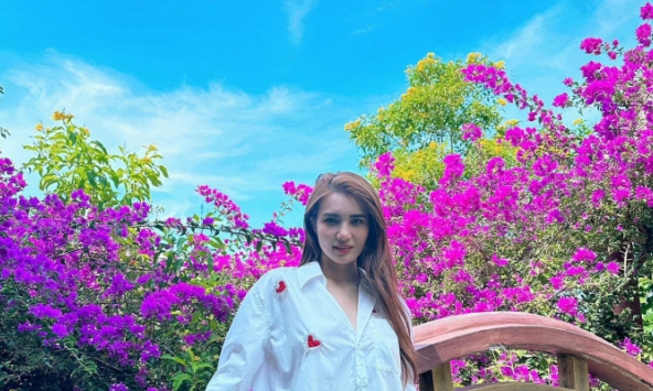 Em gái Công Vinh: Ly hôn chồng lớn tuổi sau 1 tháng sinh con, sang Singapore làm ở quán bar, giờ ra sao?