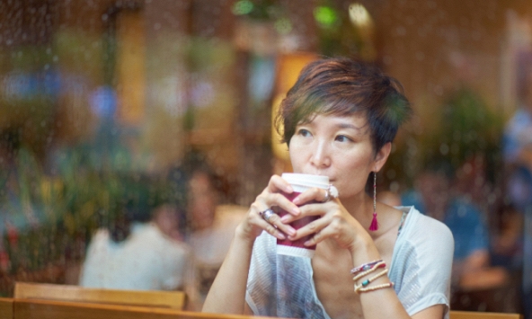 Nỗi buồn của phụ nữ trung niên: 5 sự thật không thể trốn tránh ở nửa sau cuộc đời 