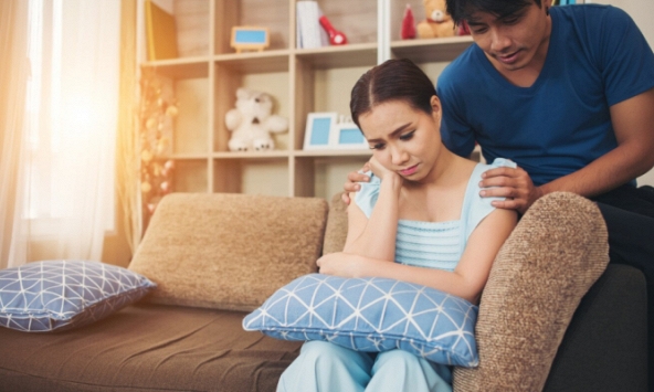 Cồn cào ruột gan vì chồng vẫn nhiệt tình giúp đỡ nhà vợ cũ