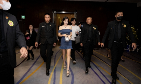 Hyomin (T-ara) xuất hiện lôi cuốn tại sự kiện ở Hà Nội, nói tiếng Việt khiến fan thích thú, hò hét