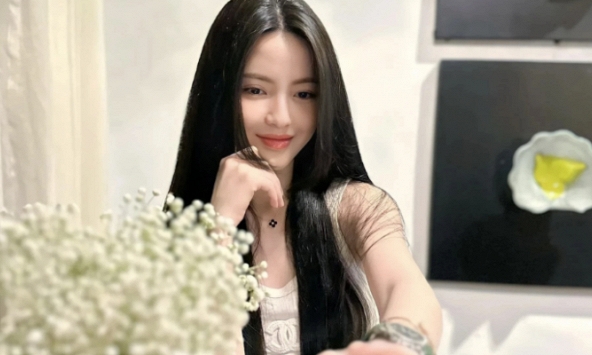 Những 'đặc cách' khác biệt của Quang Hải dành riêng cho Chu Thanh Huyền