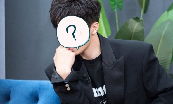 Khổ thân sao nam bị chê 'vừa già vừa kém sắc' chỉ vì một tin đồn