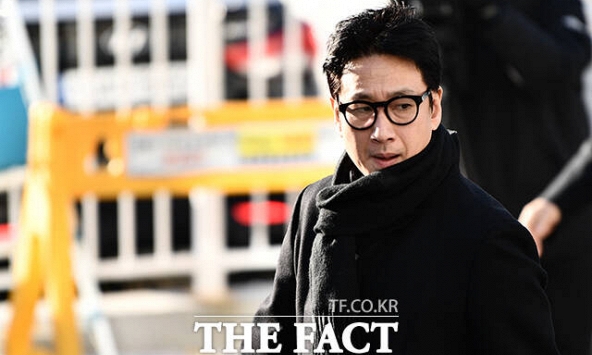 Nóng: Tài tử 'Ký Sinh Trùng' Lee Sun Kyun được phát hiện tử vong trong xe hơi