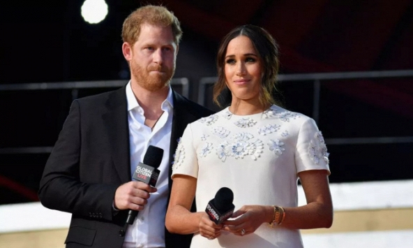 Tiết lộ về mối quan hệ 'rắc rối' giữa Harry - Meghan với hàng xóm toàn là tỷ phú ở khu biệt thự trăm triệu đô của giới nhà giàu