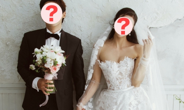 Đôi Vbiz về chung nhà tháng 1/2024 hé lộ ảnh cưới, sắc vóc cô dâu Hoa hậu gây sốt 