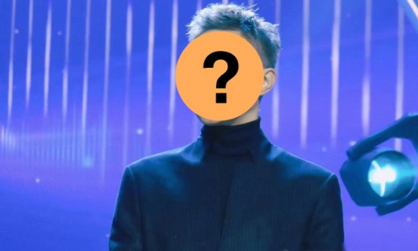 Nam thần 'chẳng ai ghét nổi' trẻ mãi không già suốt 30 năm, vướng ồn ào 4000 tỷ vẫn bùng nổ sự nghiệp