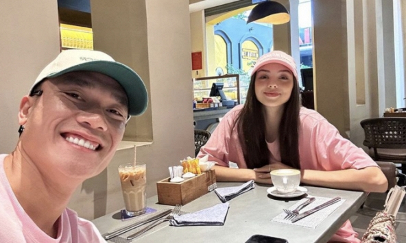 Bùi Tiến Dũng để lộ chi tiết vợ Tây 2k là người 'nắm quyền' dù nam cầu thủ sở hữu khối tài sản lớn