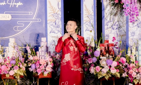 Mẫu đồng hồ nạm toàn kim cương, gây choáng bởi mức giá ngút trời trong lễ ăn hỏi của Quang Hải