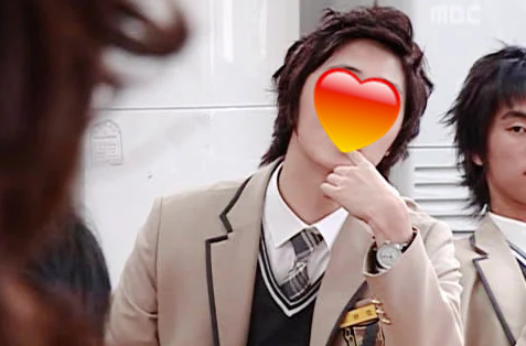 Mỹ nam sau 18 năm vẫn là “tình đầu trong mộng” của hội chị em, nhan sắc thời trẻ gây bão trở lại