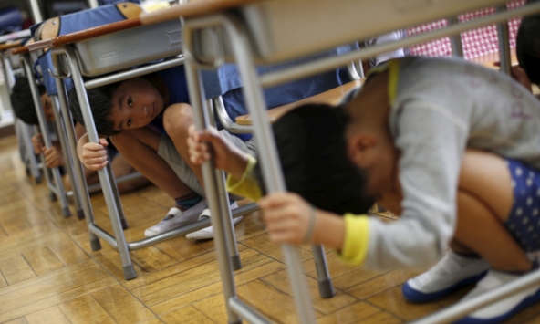 Những điều du học sinh Nhật Bản BẮT BUỘC phải nhớ nếu động đất xảy ra: Đảm bảo an toàn bằng mọi giá!