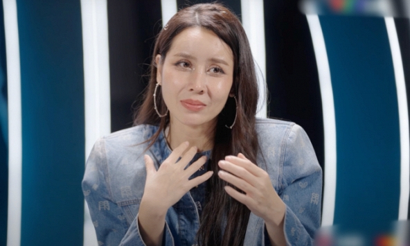 Lưu Hương Giang thừa nhận gia đình có sự xáo trộn ngay trên sóng truyền hình