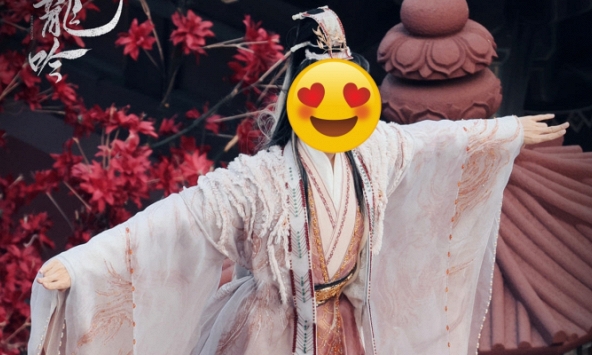 Màn ảnh Hoa ngữ có mỹ nam cổ trang đẹp như từ trong tranh bước ra, fan chốt hạ bằng 3 từ 'sang, xịn, mịn'