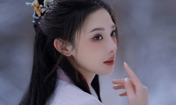 Nàng thơ Đông Cung gây sốt với tạo hình công chúa tuyết, netizen rần rần đòi trở lại đóng cổ trang