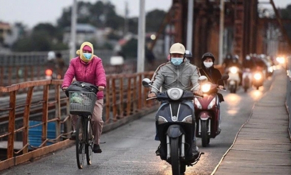 Bắc Bộ nắng ấm trước khi đón đợt không khí lạnh, có nơi trên 28 độ C