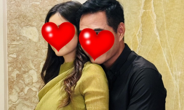 Cặp sao Việt tái hợp sau 12 năm khiến dân tình thích thú, nhà trai đòi đóng bố nhà gái vì tự thấy mình già