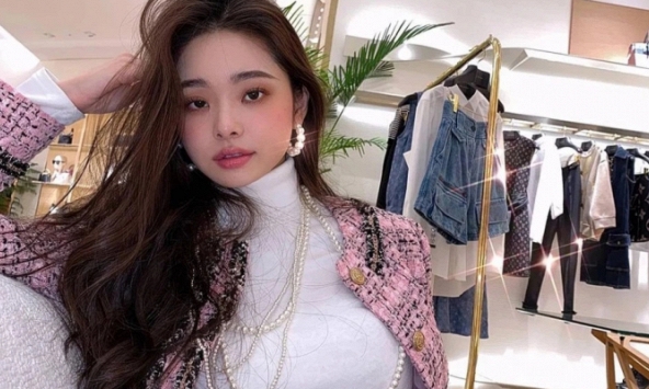 “Những con nợ mặc Chanel”: Thanh niên đốt tiền cho đồ hiệu vì chưa bao giờ vay ngân hàng lại dễ đến thế