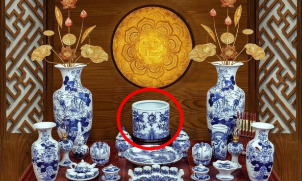 Những kiêng kỵ cần tránh khi đặt bát hương trên bàn thờ ngày Tết