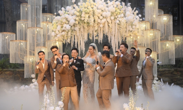 Cặp đôi Vbiz Nguyễn Đức Cường - Vũ Hạnh Nguyên tổ chức hôn lễ 'cổ tích': Vợ chồng Đoàn Văn Hậu, Tuấn Hưng cùng dàn sao đình đám quy tụ