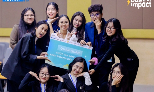 Dash For Impact: Hiện thực hóa giấc mơ tập làm kinh doanh cho học sinh THPT