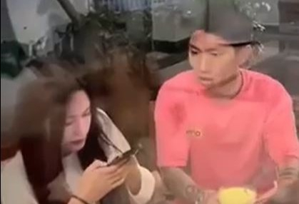 Team qua đường bắt gặp Đoàn Văn Hậu cùng Doãn Hải My đi hẹn hò, thì ra là đi với hội bạn này đây